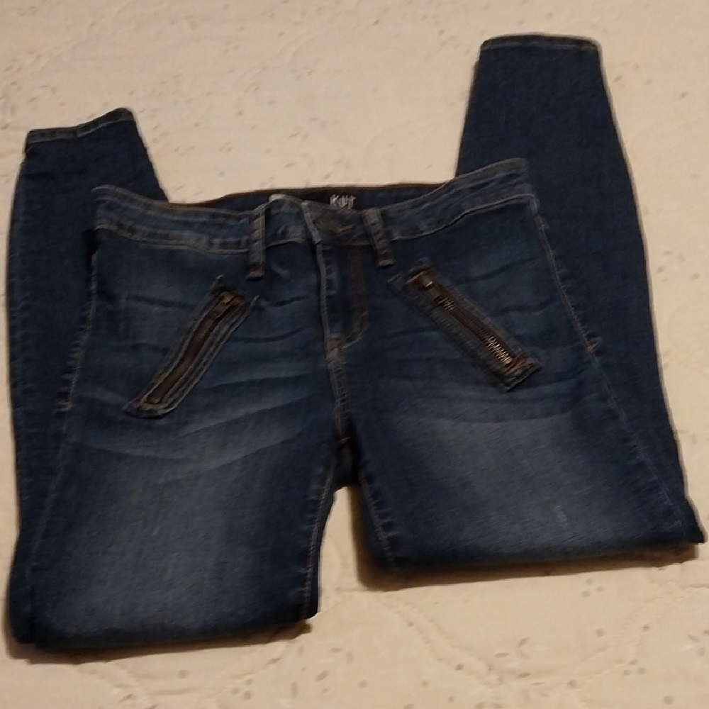 Kut From The Kloth Connie Ankle Skinny Jeans. Size 2